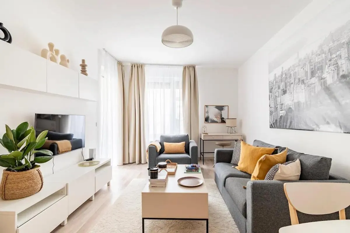 Fun & Comfort Budapest Centre Apartment