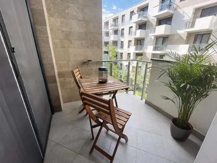 Fun & Comfort Budapest Centre Apartment