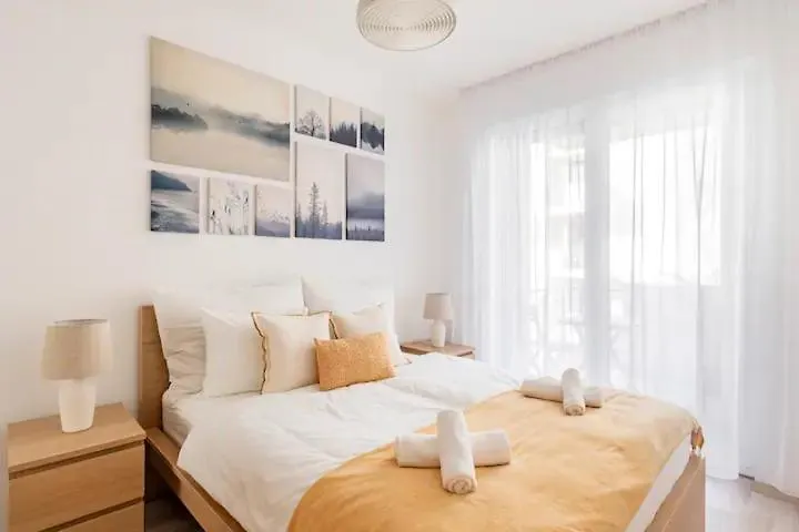 Fun & Comfort Budapest Centre Apartment